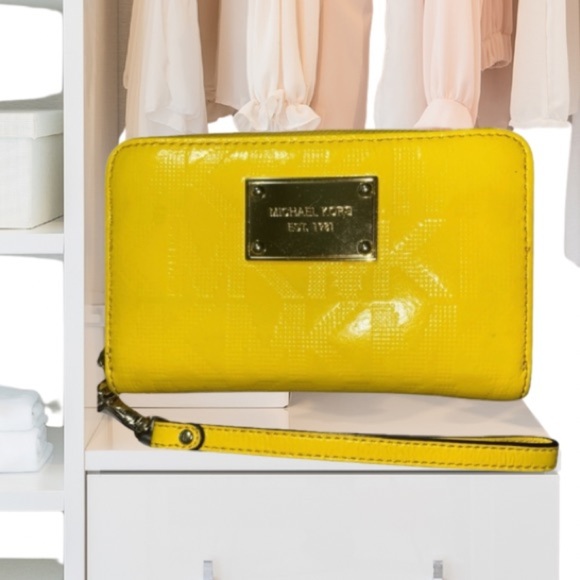 Michael Kors Women’s Patent Leather Monogram Wallet Wristlet W/ Strap, Yellow - Picture 1 of 11